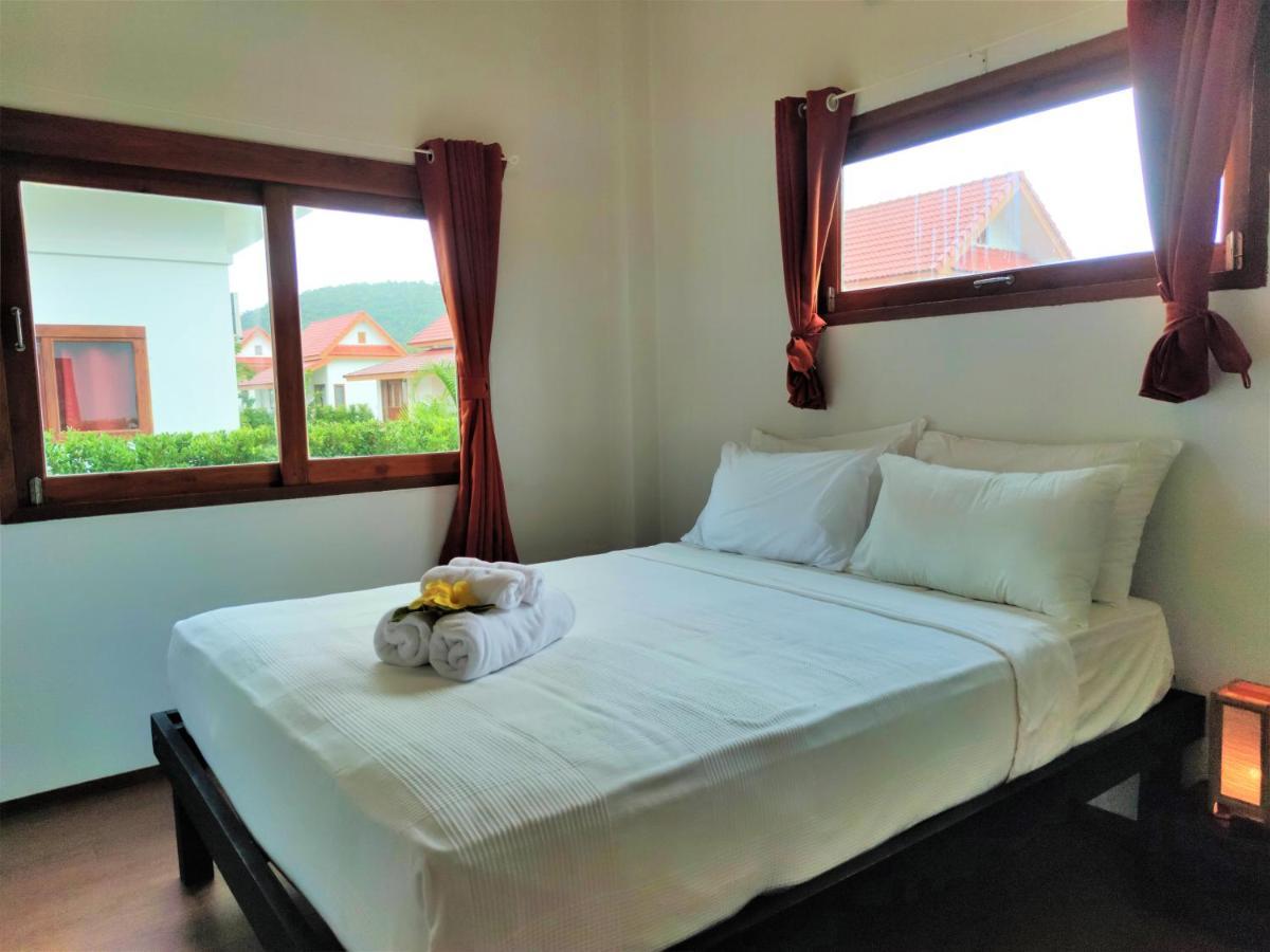 Armonia Village Resort And Spa Chumphon Exterior foto