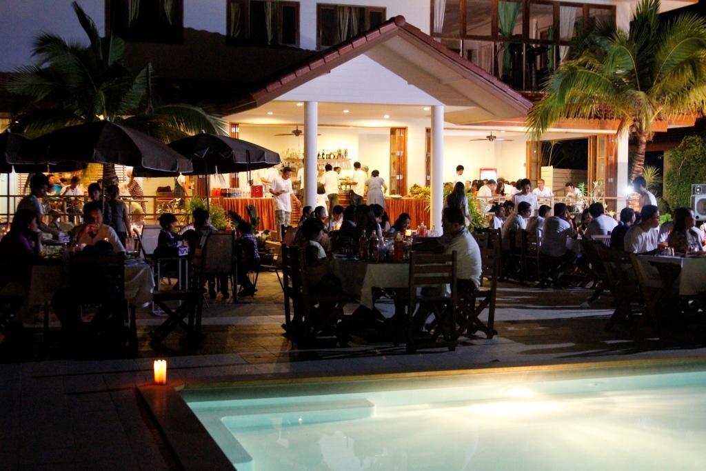 Armonia Village Resort And Spa Chumphon Exterior foto